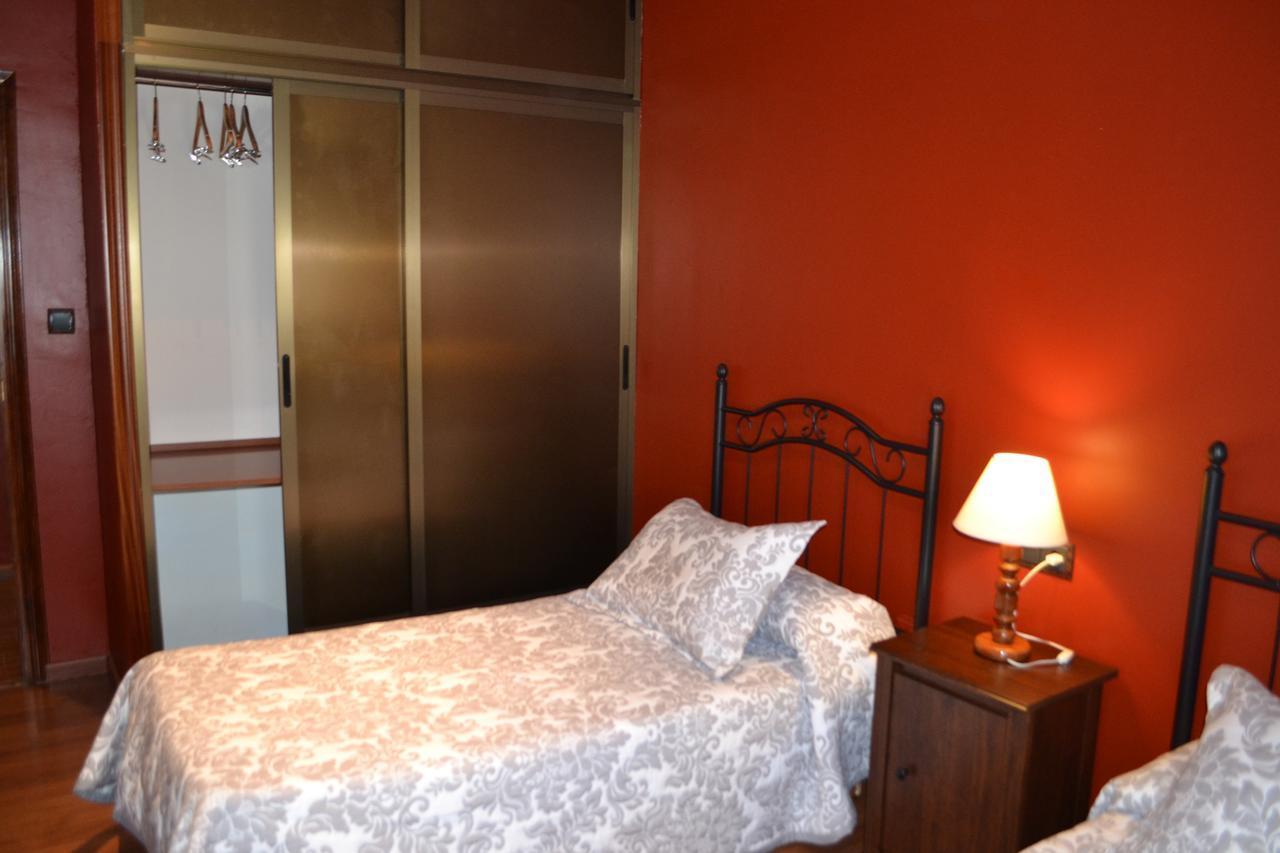 Hostal Pension La Ruta Paterna del Campo Exteriör bild